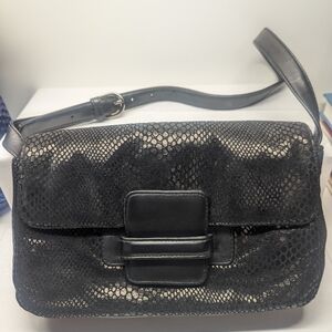 CeeKlein Elegant Black Leather Shoulder Bag